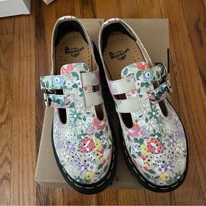 dr. martens floral mary jane